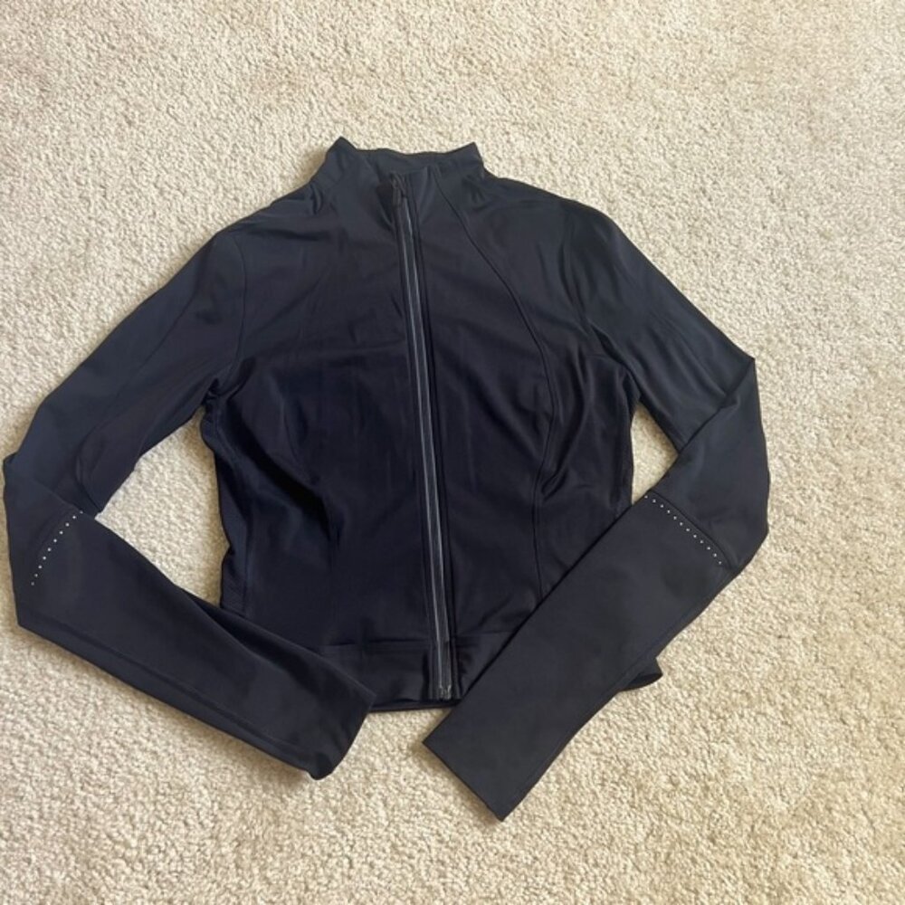 Lululemon cropped running jacket